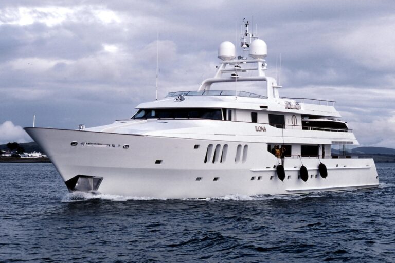 The 46m Yacht ILONKA