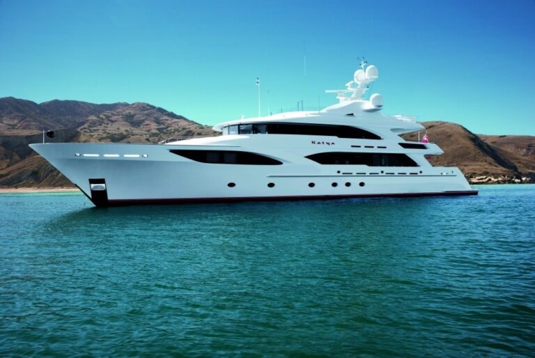 Profile Aspect On Yacht KATYA