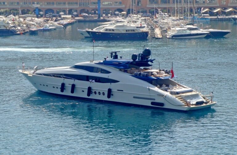 The 46m Yacht ONENESS