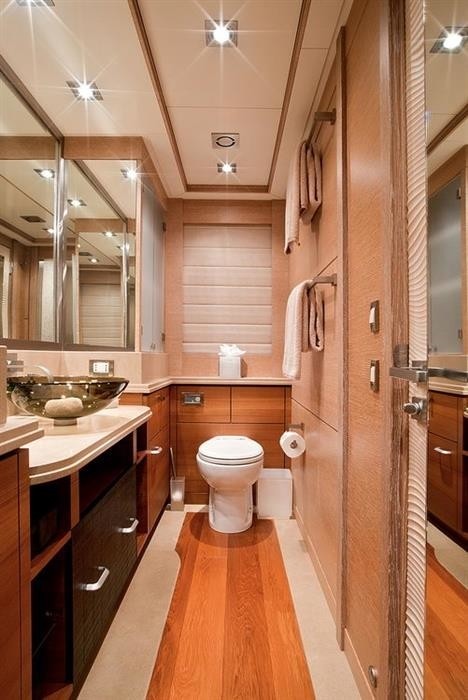 The 46m Yacht ONENESS