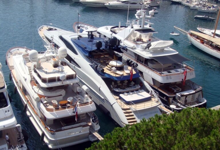 The 46m Yacht ONENESS