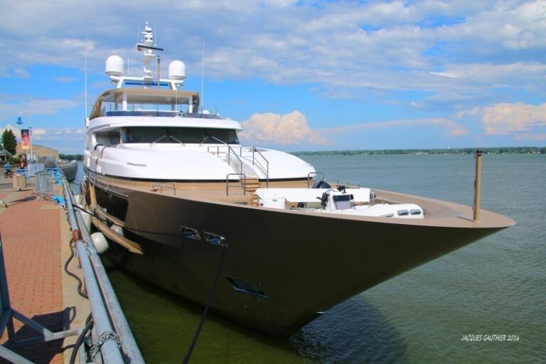 The 46m Yacht PICK UP
