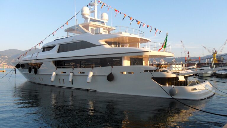 The 46m Yacht PICK UP