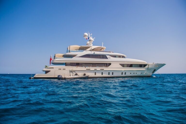 The 46m Yacht SCORPION