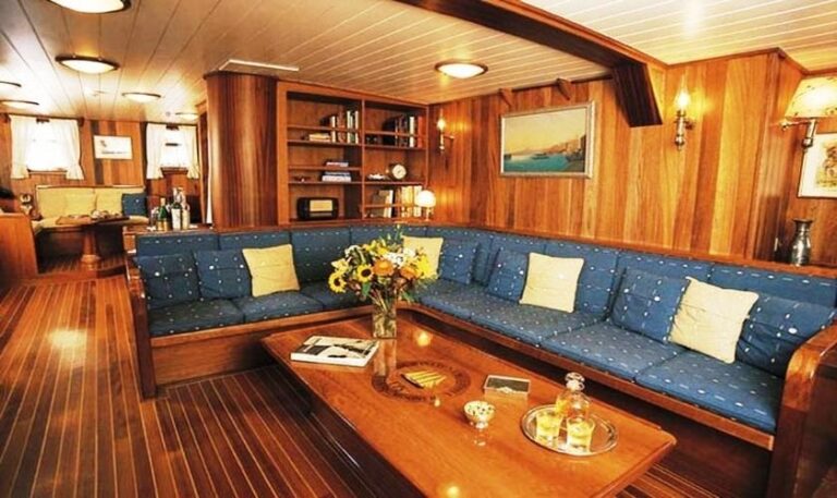 The 46m Yacht SIR WINSTON CHURCHILL