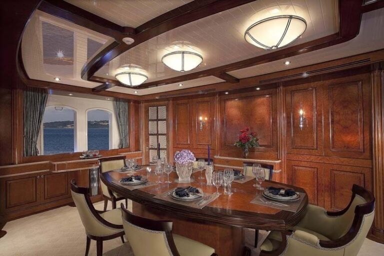 Eating/dining Saloon Aboard Yacht SYCARA IV