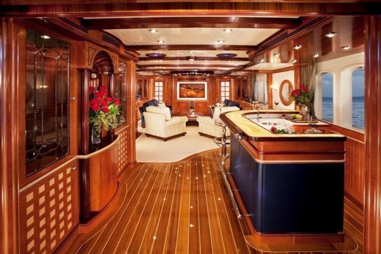 Wet Drinks Bar Aspect Fore On Yacht SYCARA IV