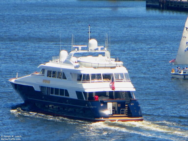 The 46m Yacht UTOPIA III
