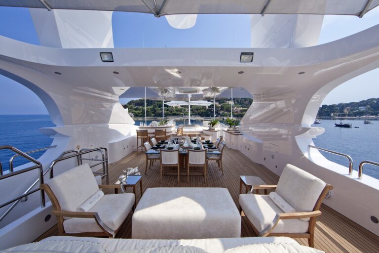 Sitting: Yacht WILD ORCHID I's Sun Deck Photograph