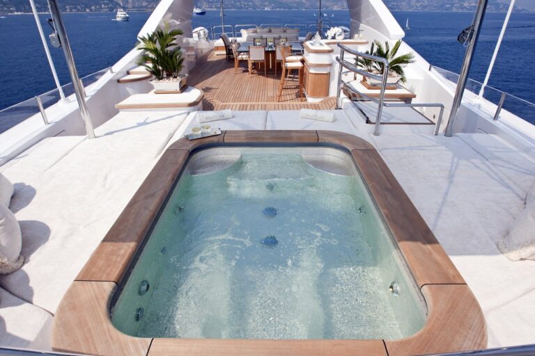 Detail: Yacht WILD ORCHID I's Mosaic Swimming Pool Image