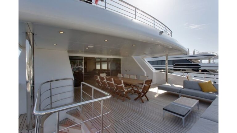 The 47m Yacht BEBE