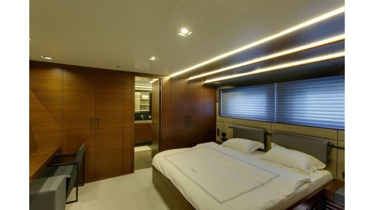 The 47m Yacht BEBE