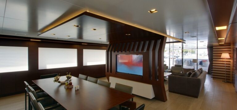 The 47m Yacht BEBE