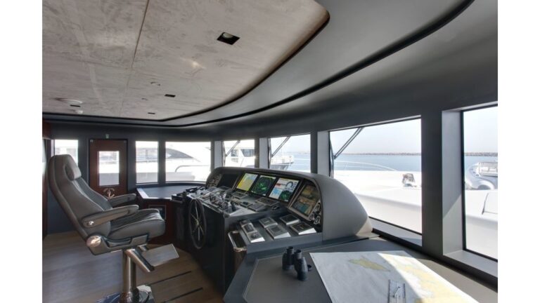 The 47m Yacht BEBE