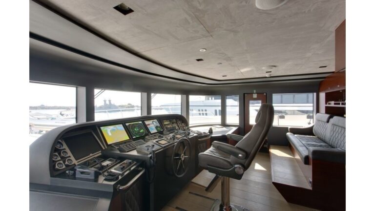 The 47m Yacht BEBE