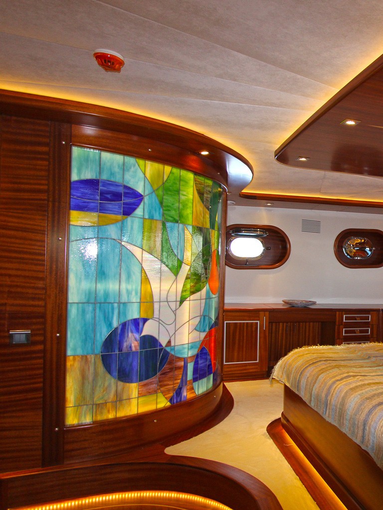 The 47m Yacht CARPE DIEM V