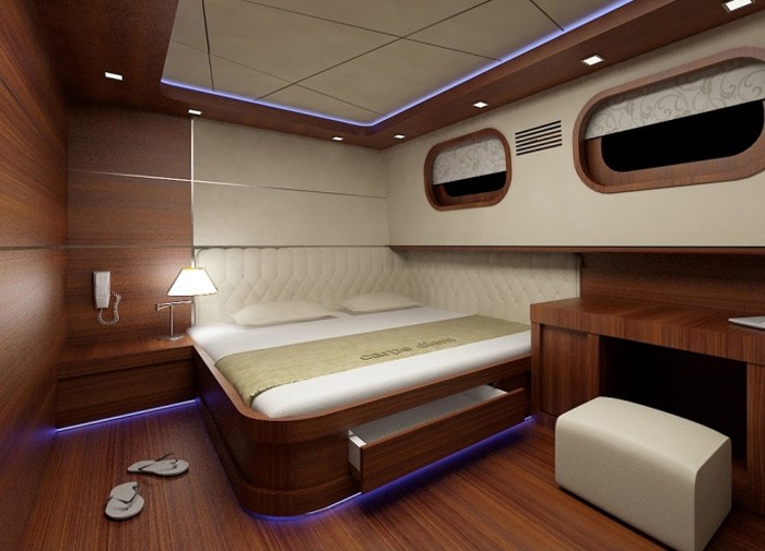 The 47m Yacht CARPE DIEM V