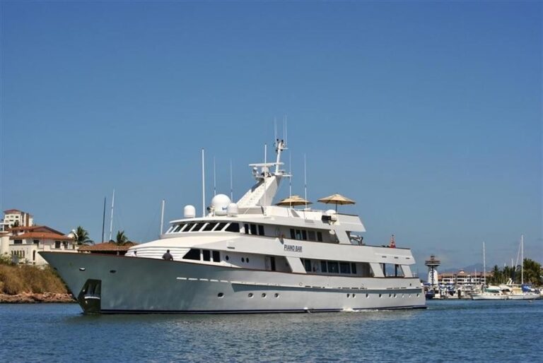 The 47m Yacht EL DUENDE
