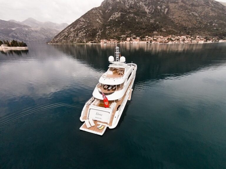 The 47m Yacht ELENA