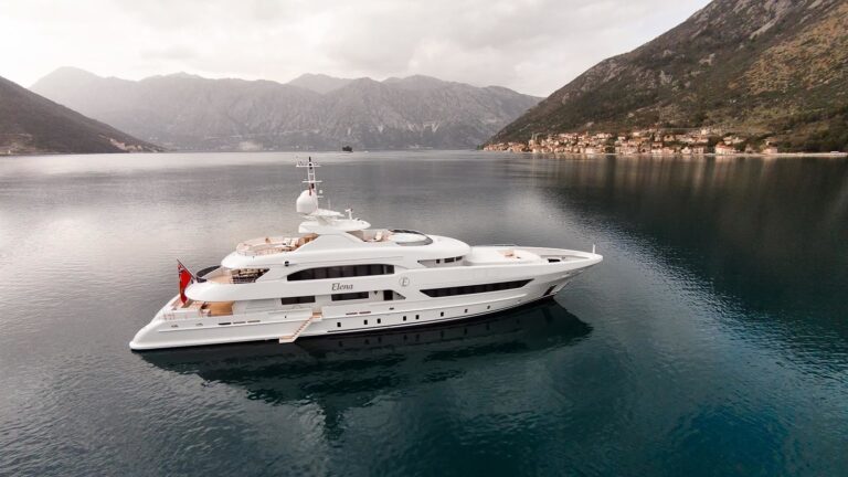 The 47m Yacht ELENA