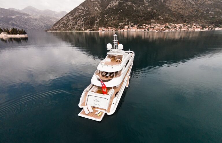 The 47m Yacht ELENA