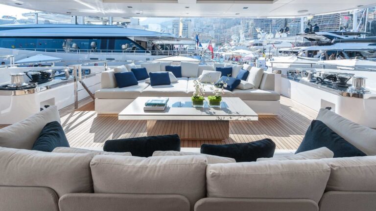 The 47m Yacht
