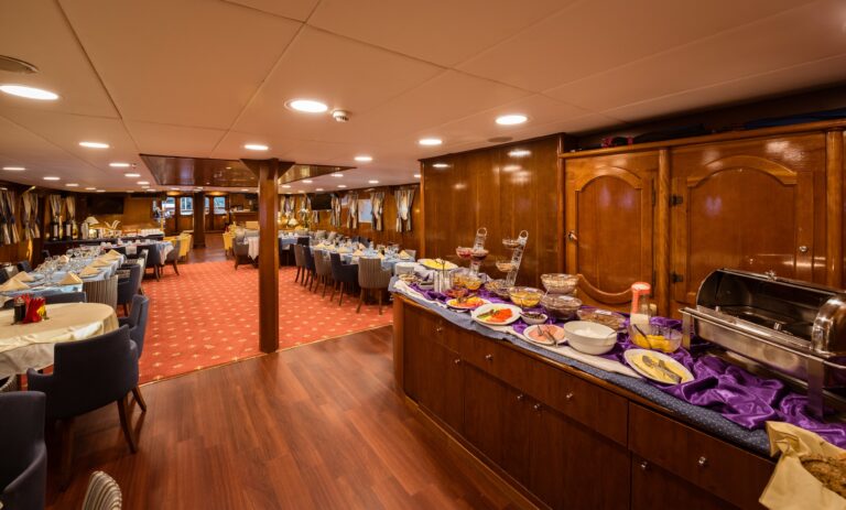 The 47m Yacht GALILEO