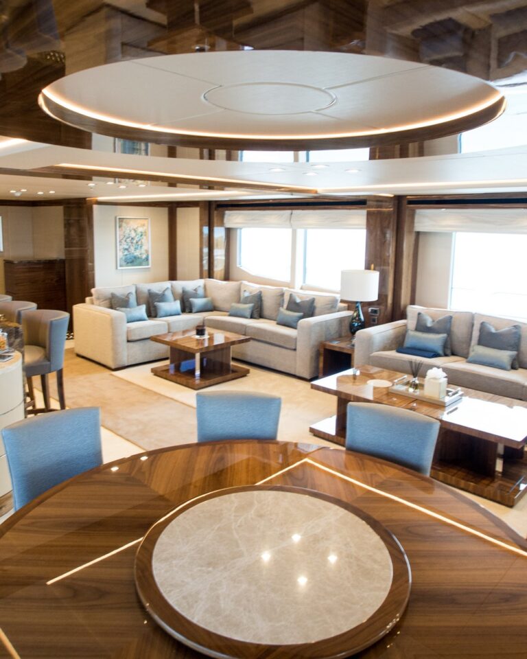 The 47m Yacht PRINCESS AVK