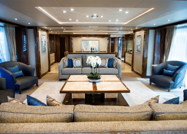 The 47m Yacht PRINCESS AVK