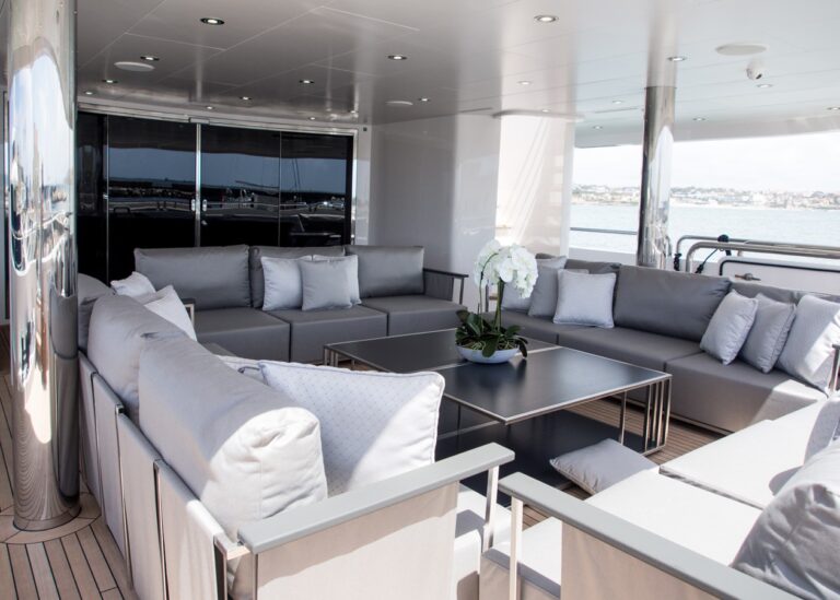 The 47m Yacht PRINCESS AVK
