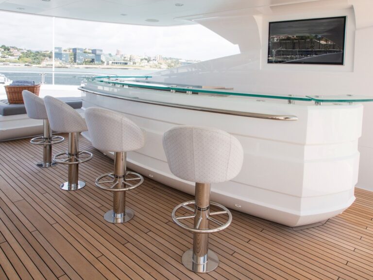 The 47m Yacht PRINCESS AVK