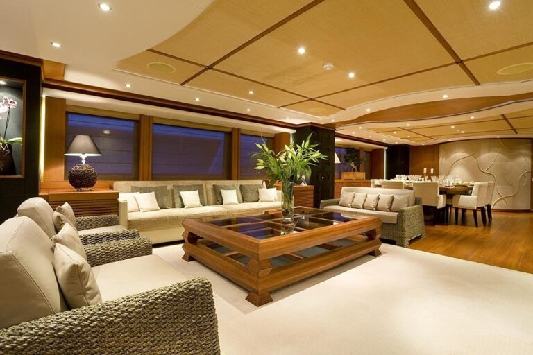 The 47m Yacht SIROCCO