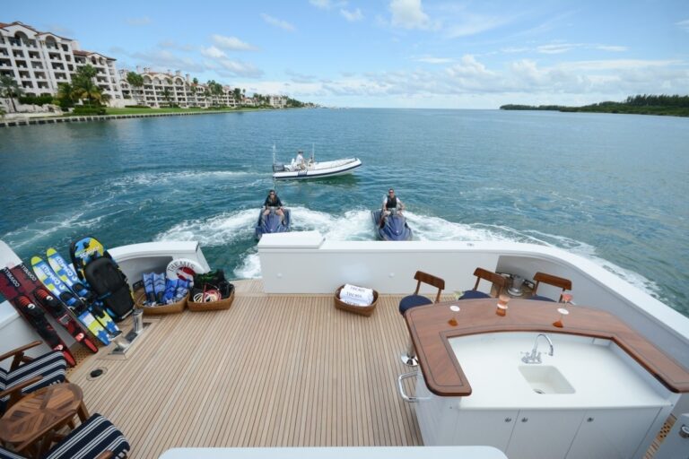 The 47m Yacht THEMIS