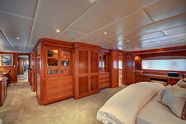 The 47m Yacht THEMIS