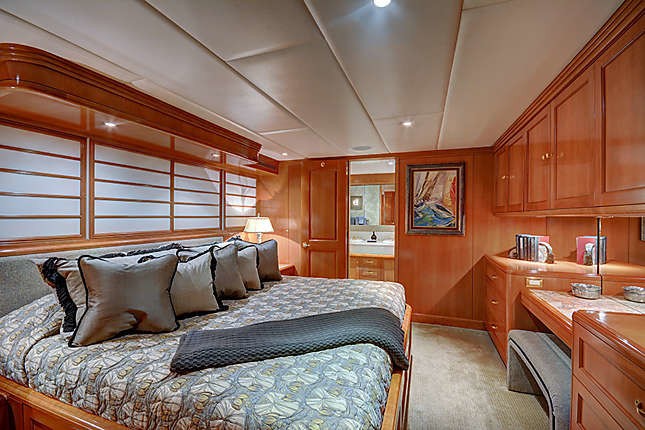 The 47m Yacht THEMIS