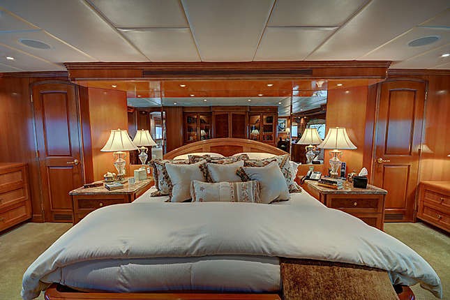 The 47m Yacht THEMIS