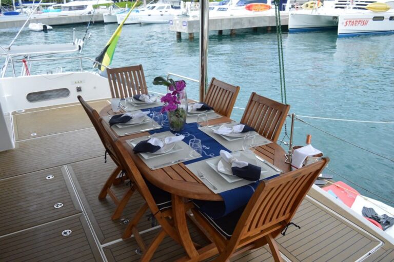Alfresco dining aft deck