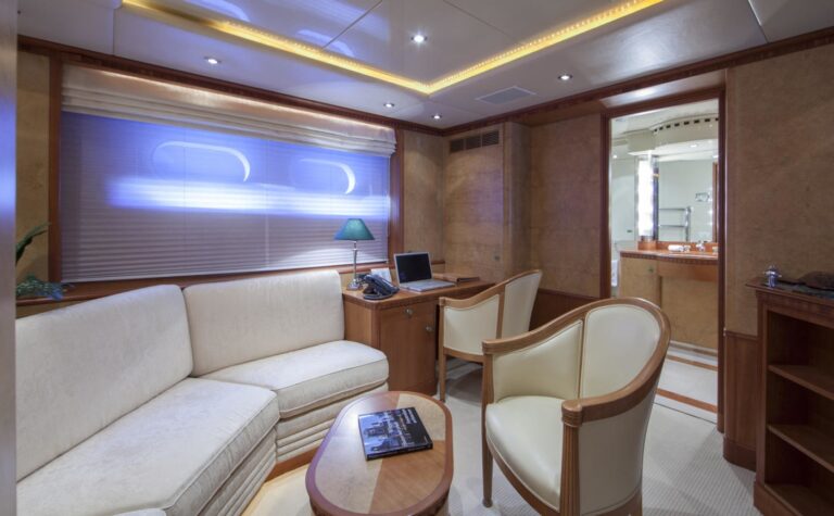 Sitting Zone: Yacht KANALOA's VIP Cabin Captured