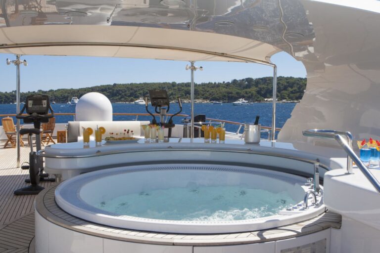 Jacuzzi Pool Aboard Yacht KANALOA