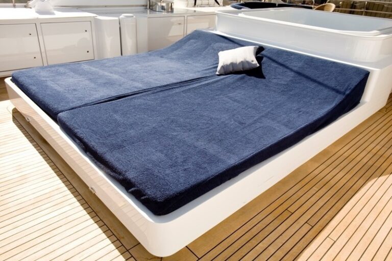 Sun Beds On Yacht VA BENE
