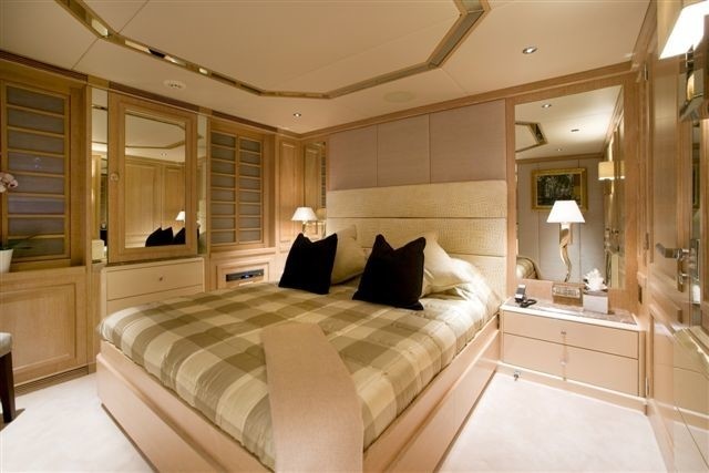 Guest's Cabin On Board Yacht VA BENE