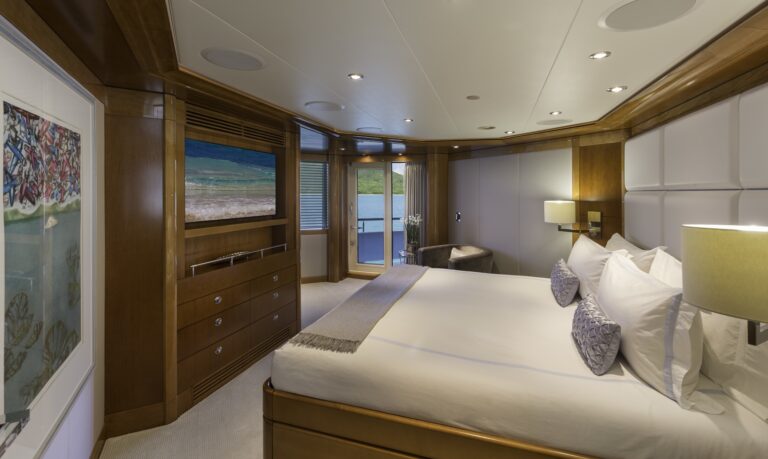 The 49m Yacht AQUAVITA