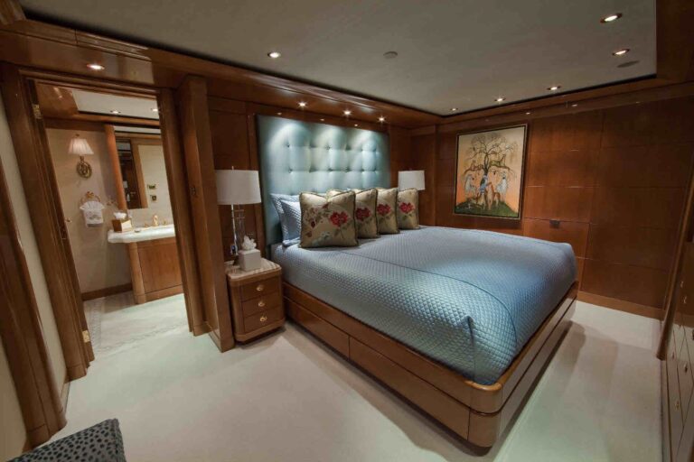 The 49m Yacht AQUAVITA