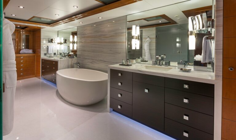 The 49m Yacht AQUAVITA