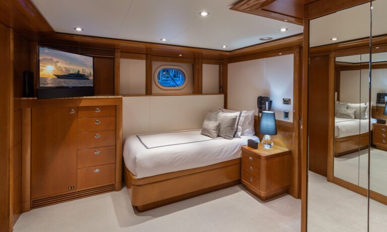 The 49m Yacht AQUAVITA