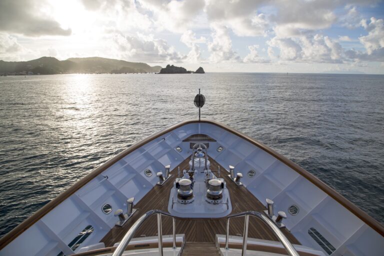 The 49m Yacht BLU 470