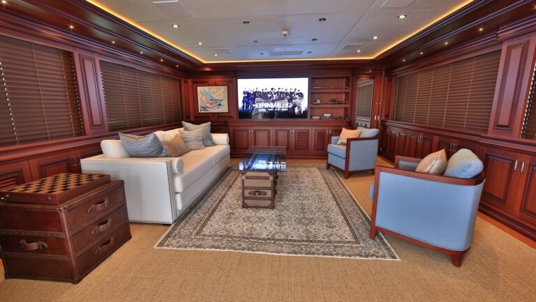 The 49m Yacht CLARITY