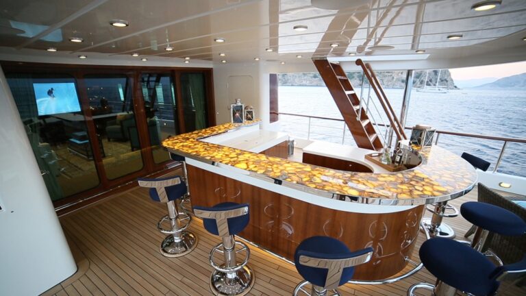 The 49m Yacht CLARITY