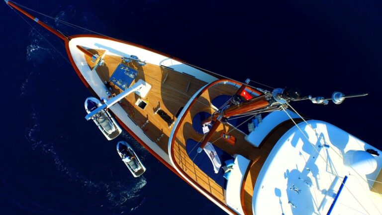The 49m Yacht CLARITY