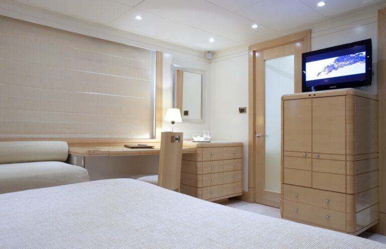 Guest's Cabin Aboard Yacht LA TANIA